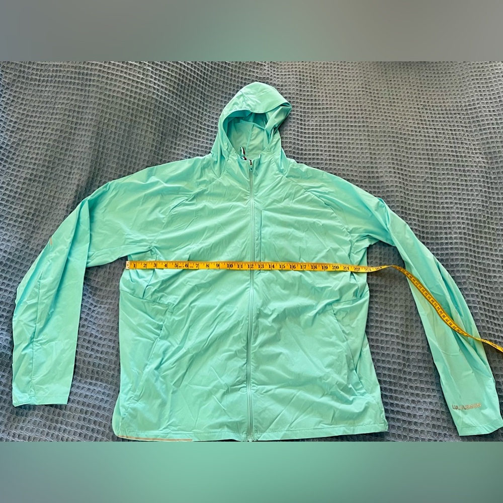 Lululemon Fast And Free Packable (Foldable) Light Jacket XXL Mint Green Color